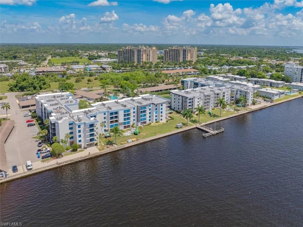 3490 Key Drive #212 North Fort Myers, FL 33903
