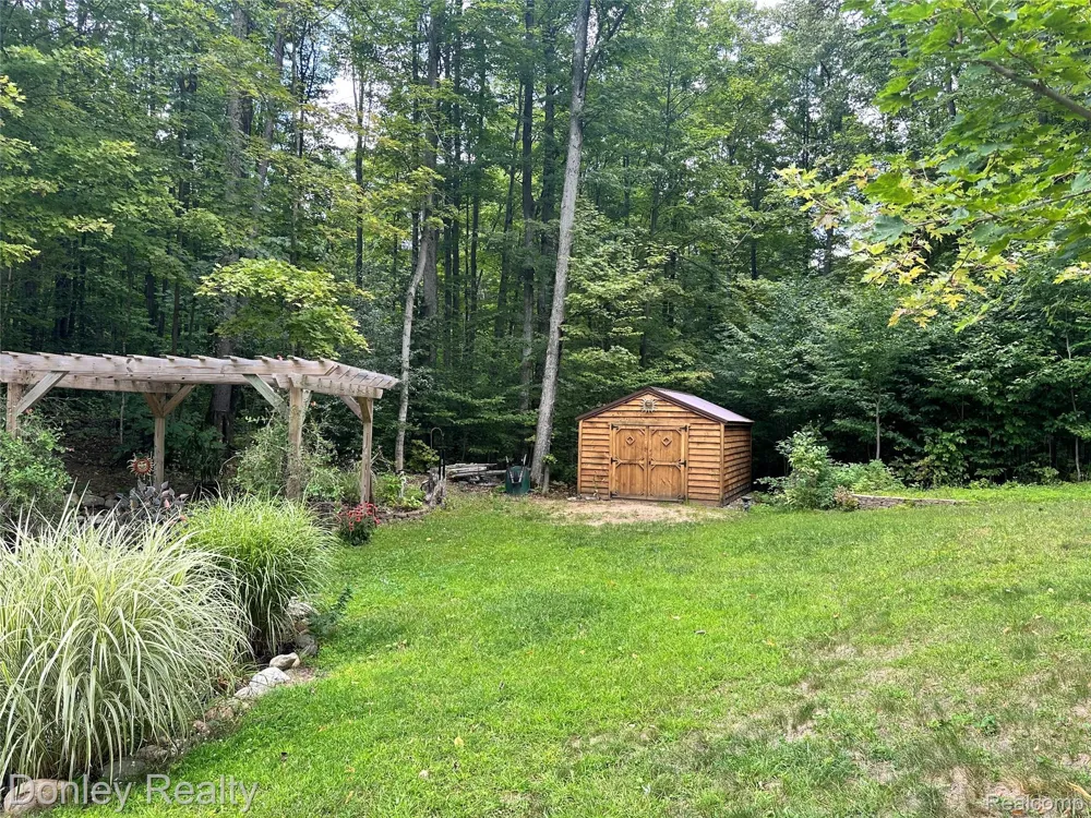 7795 County Road 571 NE Coldsprings Township, MI 49659