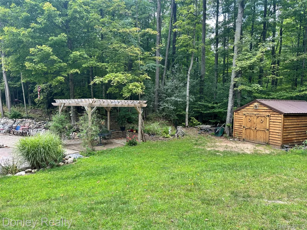 7795 County Road 571 NE Coldsprings Township, MI 49659