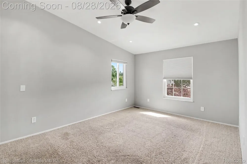 31117 Country Bluff Farmington Hills City, MI 48331