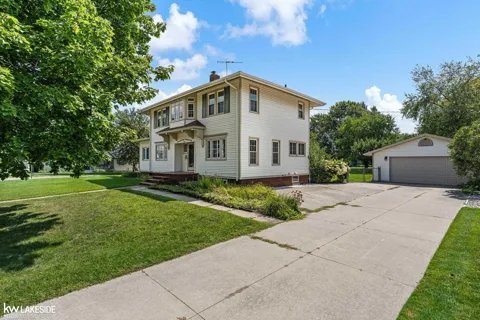 135 Maple Street