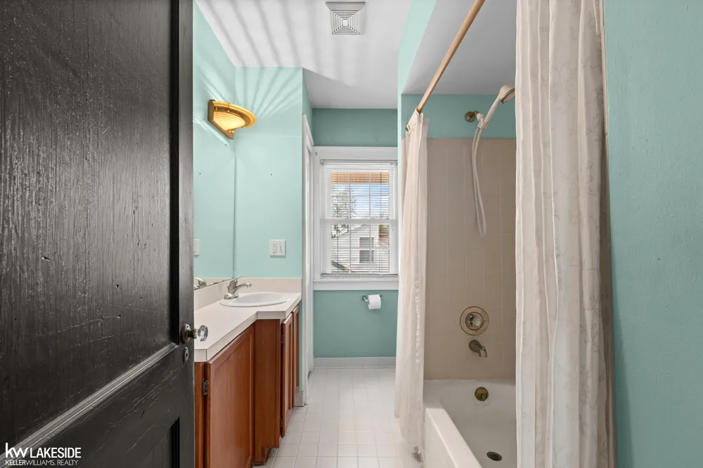 135 Maple Street Marine City City, MI 48039