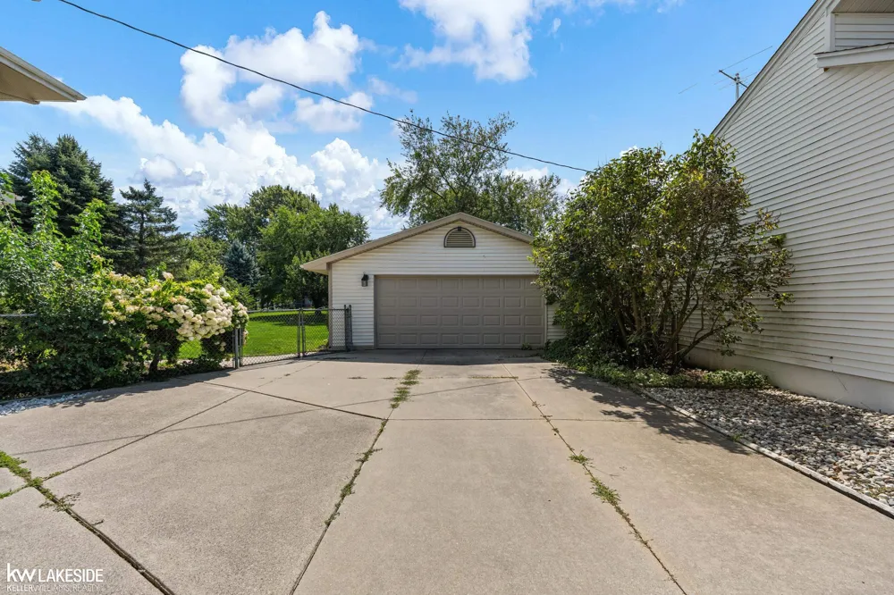 135 Maple Street Marine City City, MI 48039