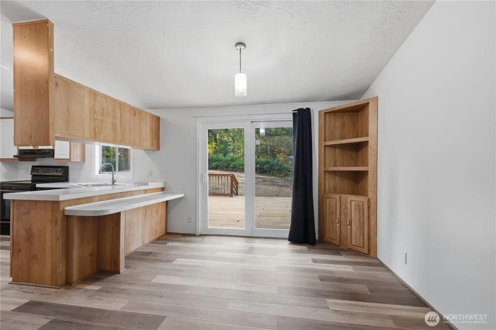 27412 NE 45th Street Redmond, WA 98053