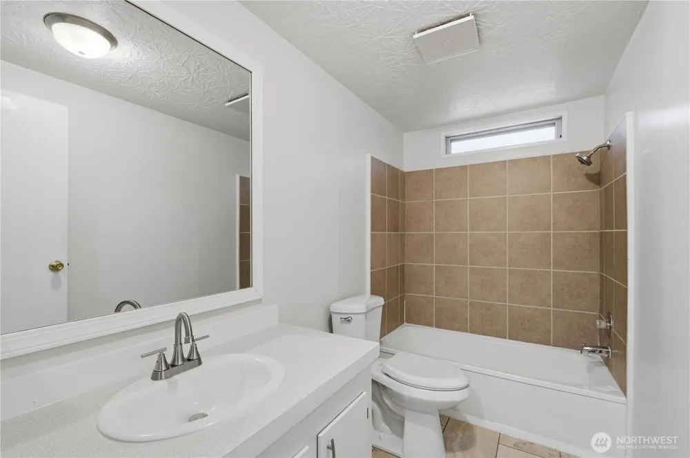 27412 NE 45th Street Redmond, WA 98053