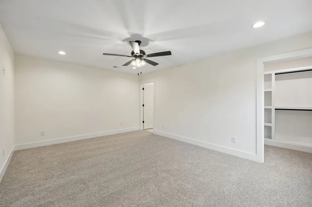 2609 Old Greenbrier Pike Greenbrier, TN 37073
