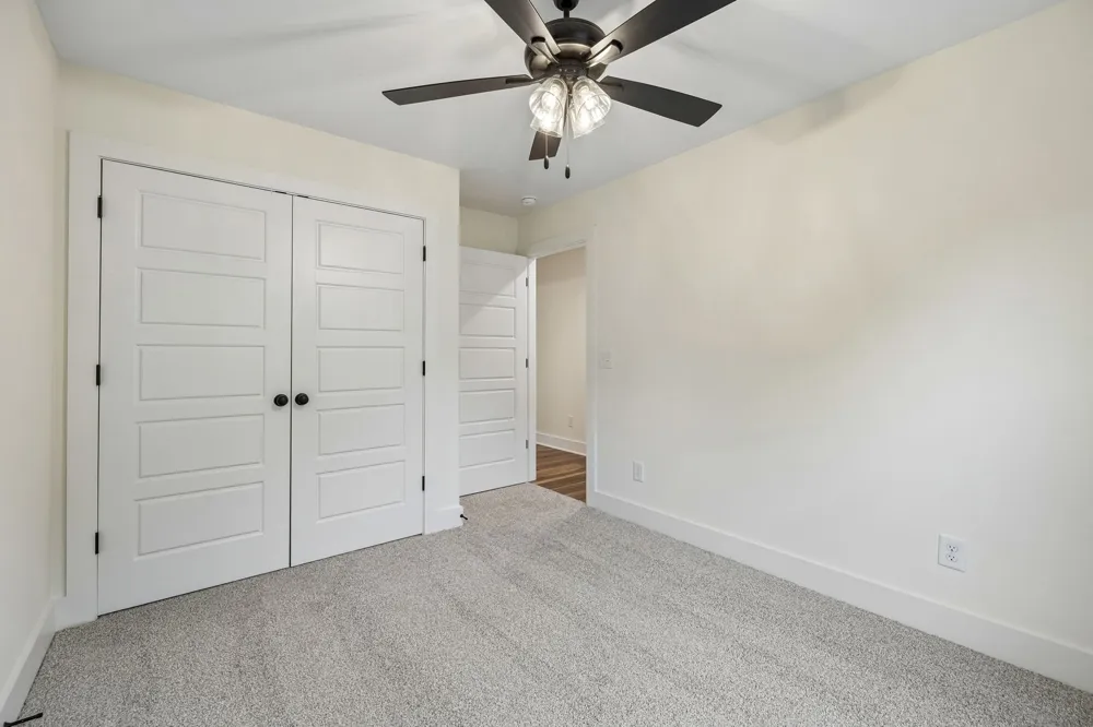 2609 Old Greenbrier Pike Greenbrier, TN 37073
