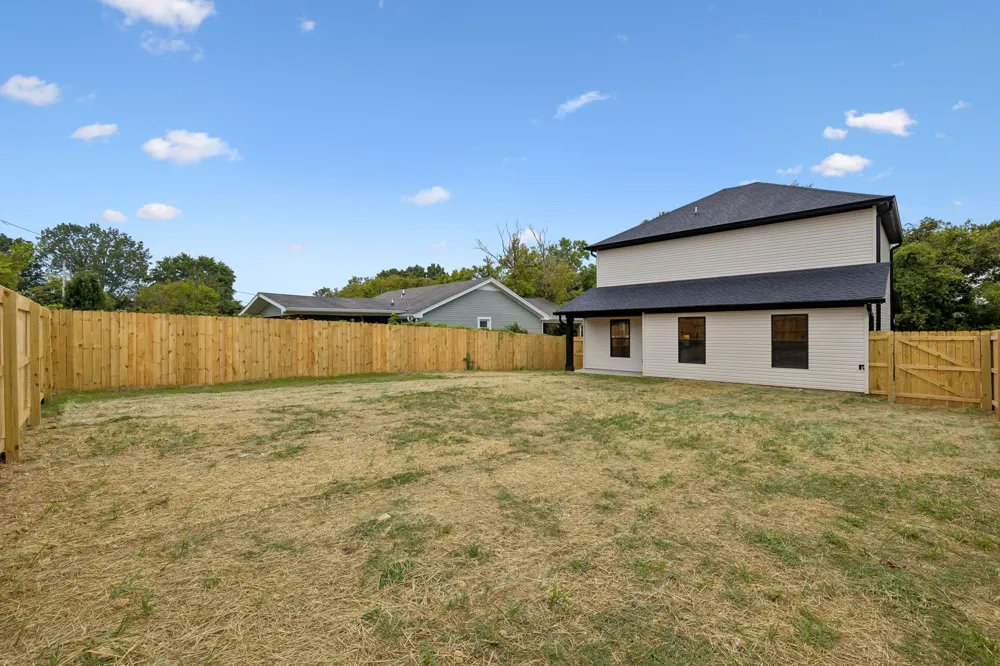2609 Old Greenbrier Pike Greenbrier, TN 37073