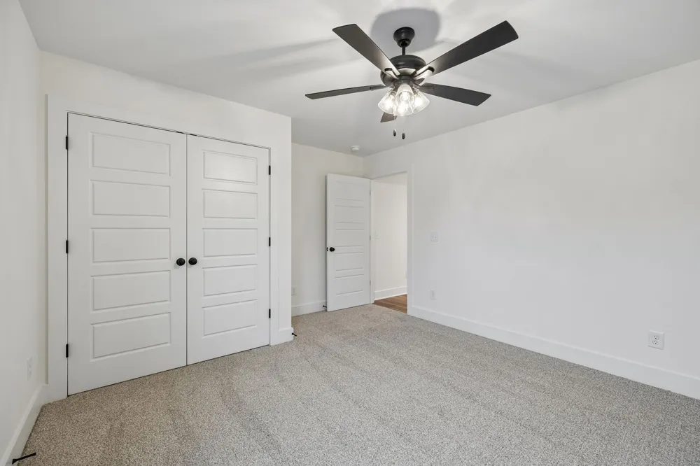 2609 Old Greenbrier Pike Greenbrier, TN 37073