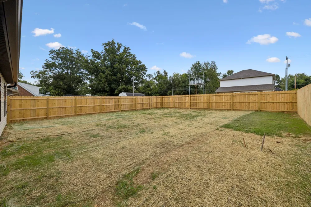 2609 Old Greenbrier Pike Greenbrier, TN 37073