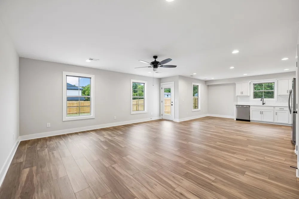 2173 Nunley St Greenbrier, TN 37073