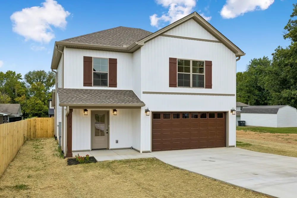 2173 Nunley St Greenbrier, TN 37073