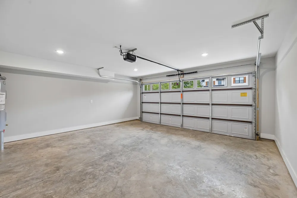 2173 Nunley St Greenbrier, TN 37073