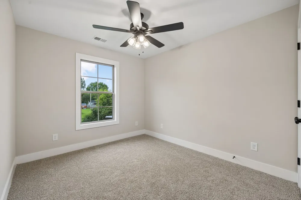 2173 Nunley St Greenbrier, TN 37073