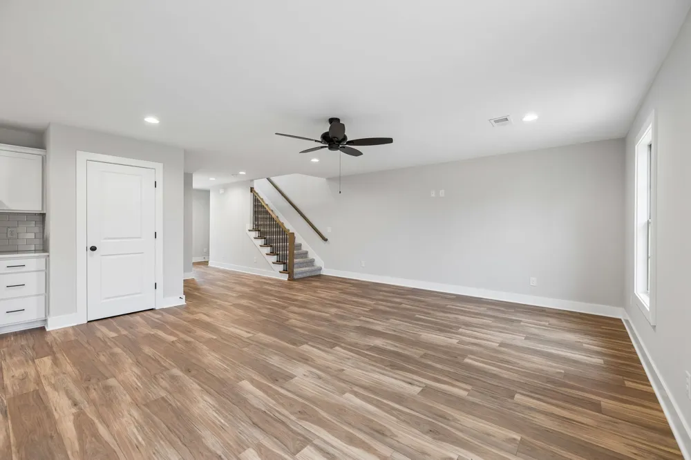 2173 Nunley St Greenbrier, TN 37073