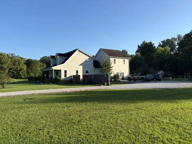 95 Floyd Ln Decherd, TN 37324
