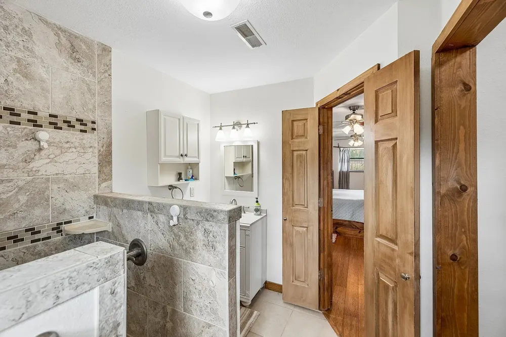 95 Floyd Ln Decherd, TN 37324