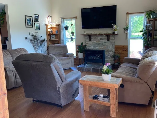 95 Floyd Ln Decherd, TN 37324