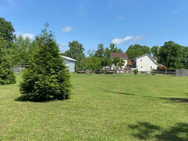 95 Floyd Ln Decherd, TN 37324