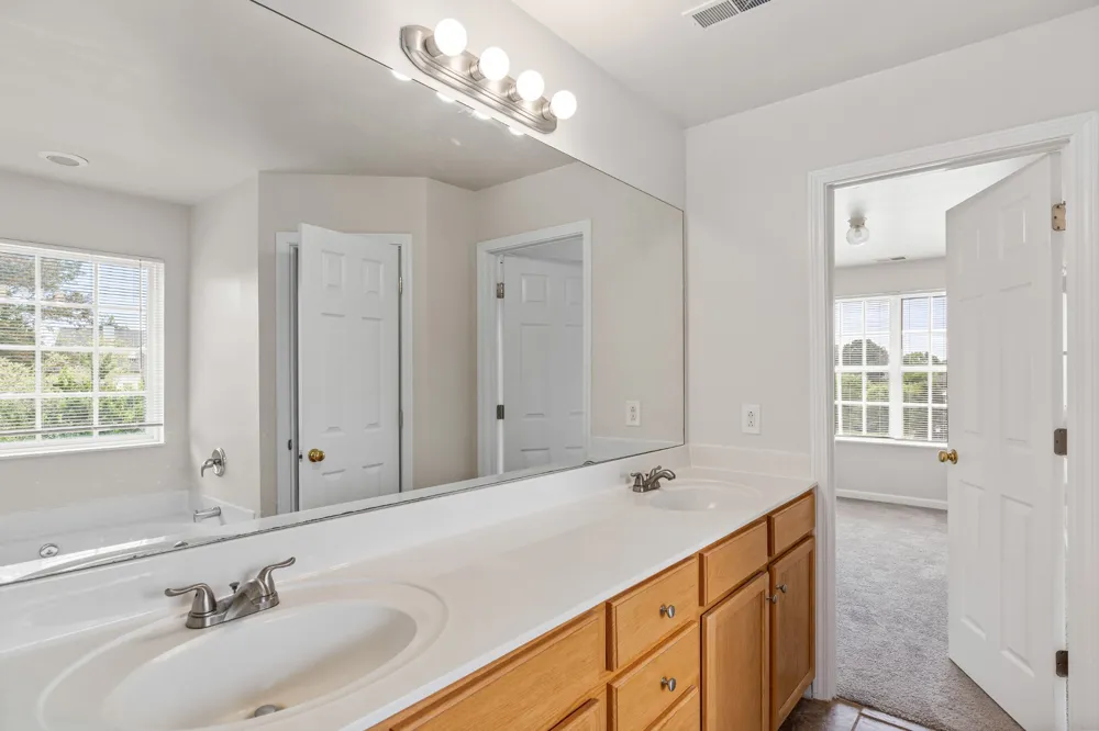 104 Camp Creek Ct Hendersonville, TN 37075