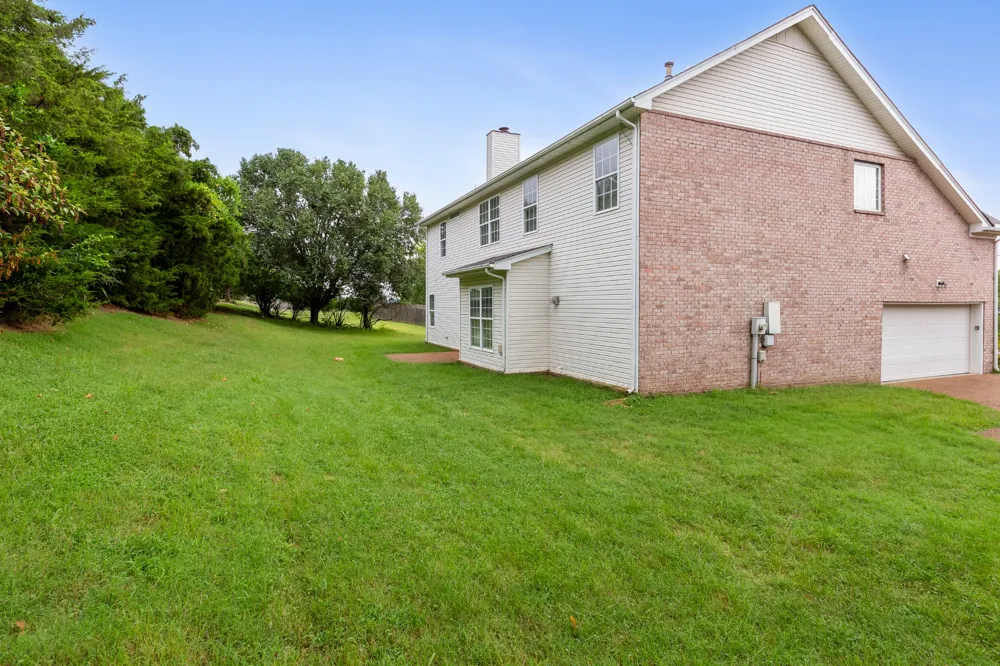 104 Camp Creek Ct Hendersonville, TN 37075