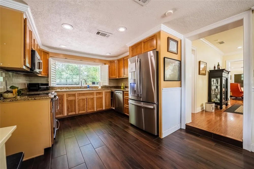 2804 NEVADA ROAD Lakeland, FL 33803