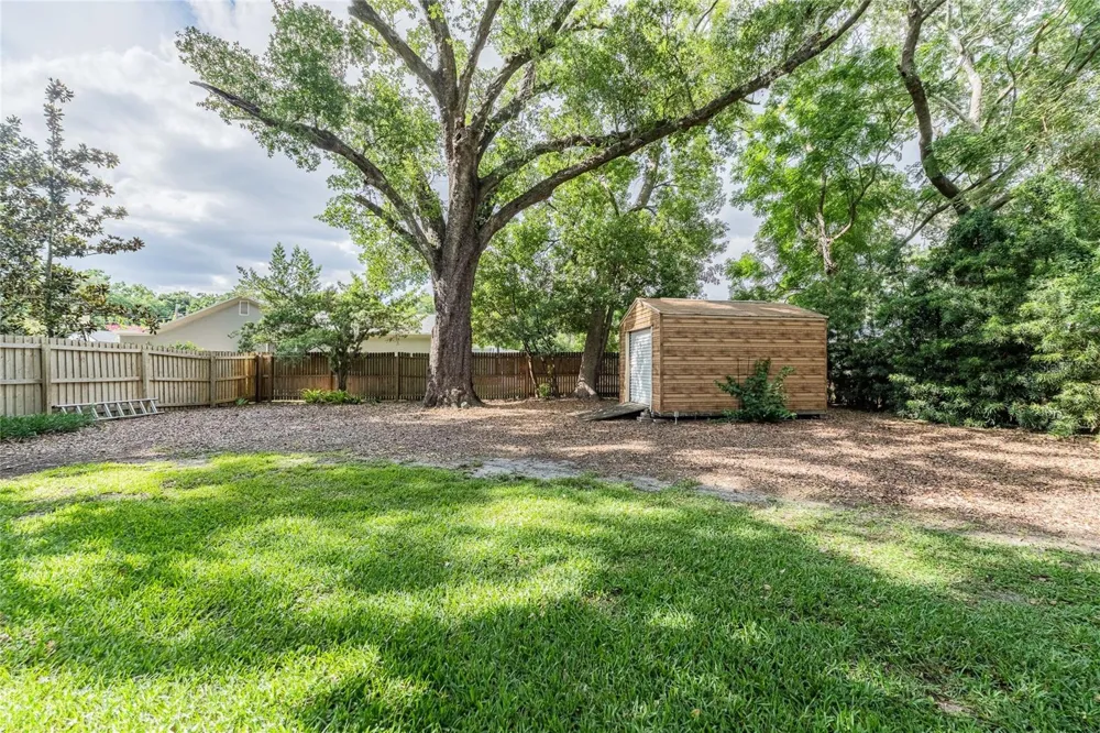 2804 NEVADA ROAD Lakeland, FL 33803