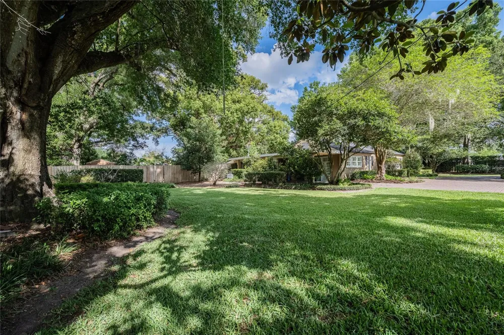 2804 NEVADA ROAD Lakeland, FL 33803