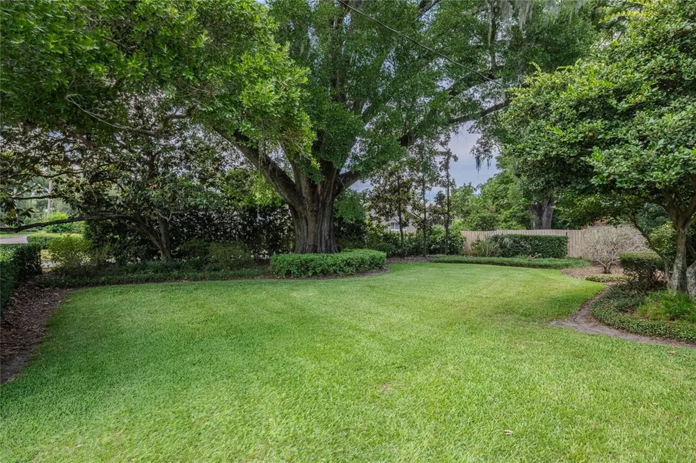2804 NEVADA ROAD Lakeland, FL 33803