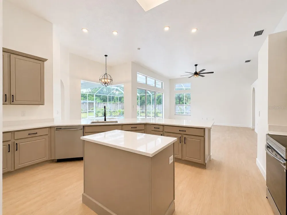 2532 BELLWOOD DRIVE Brandon, FL 33511