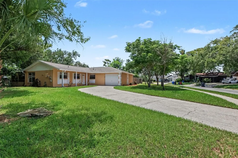 603 HIGHVIEW TERRACE Brandon, FL 33510