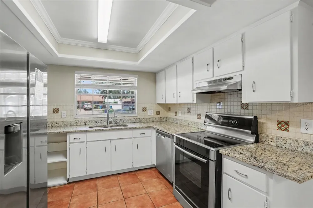 603 HIGHVIEW TERRACE Brandon, FL 33510