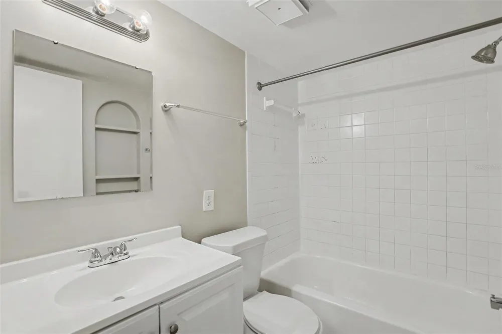 603 HIGHVIEW TERRACE Brandon, FL 33510