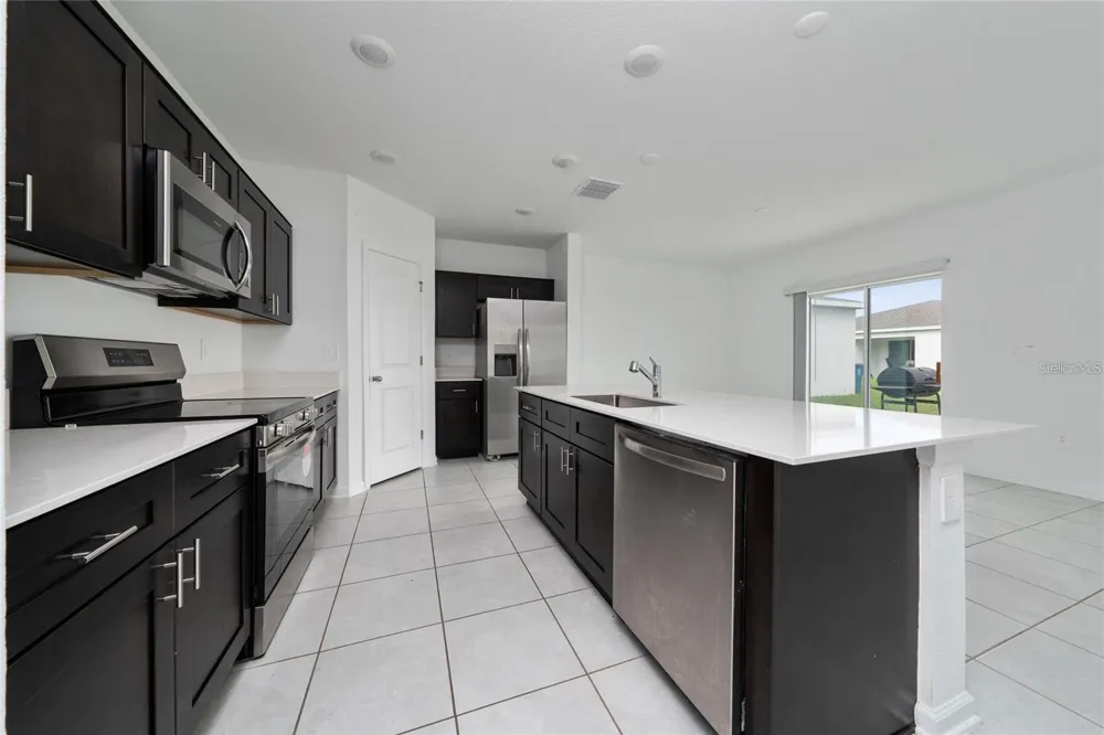 1703 FOREMAN ROAD Eagle Lake, FL 33839