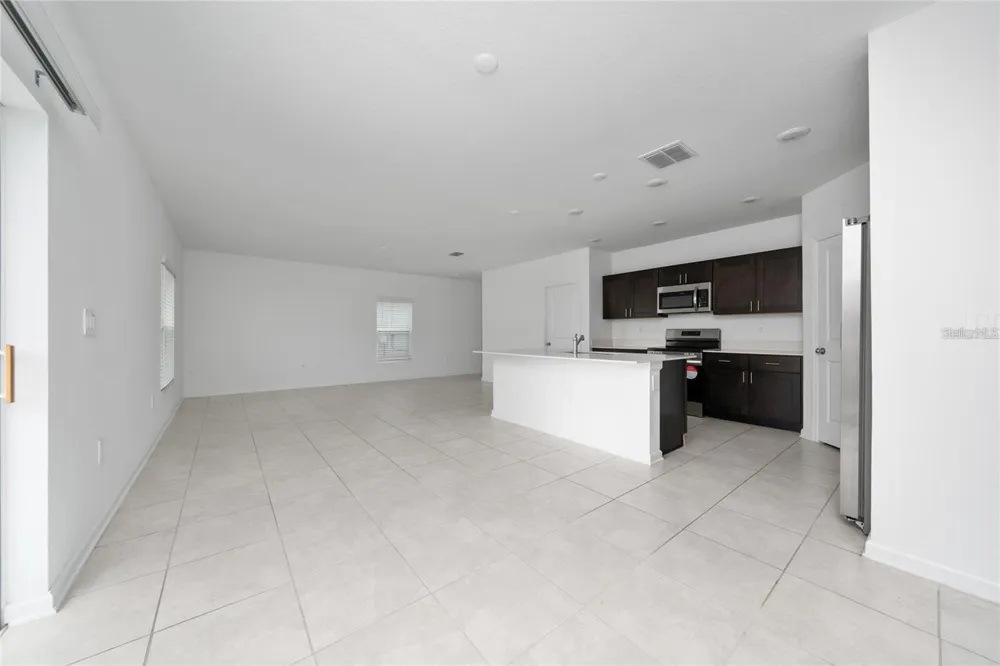 1703 FOREMAN ROAD Eagle Lake, FL 33839