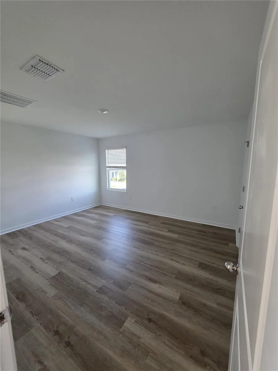 1703 FOREMAN ROAD Eagle Lake, FL 33839