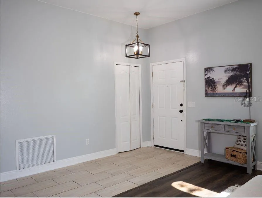 2009 CROSSCREEK COURT Oviedo, FL 32766