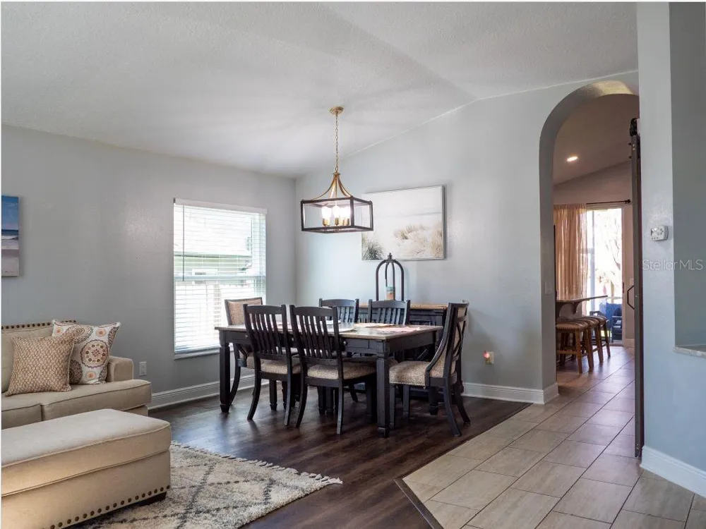 2009 CROSSCREEK COURT Oviedo, FL 32766