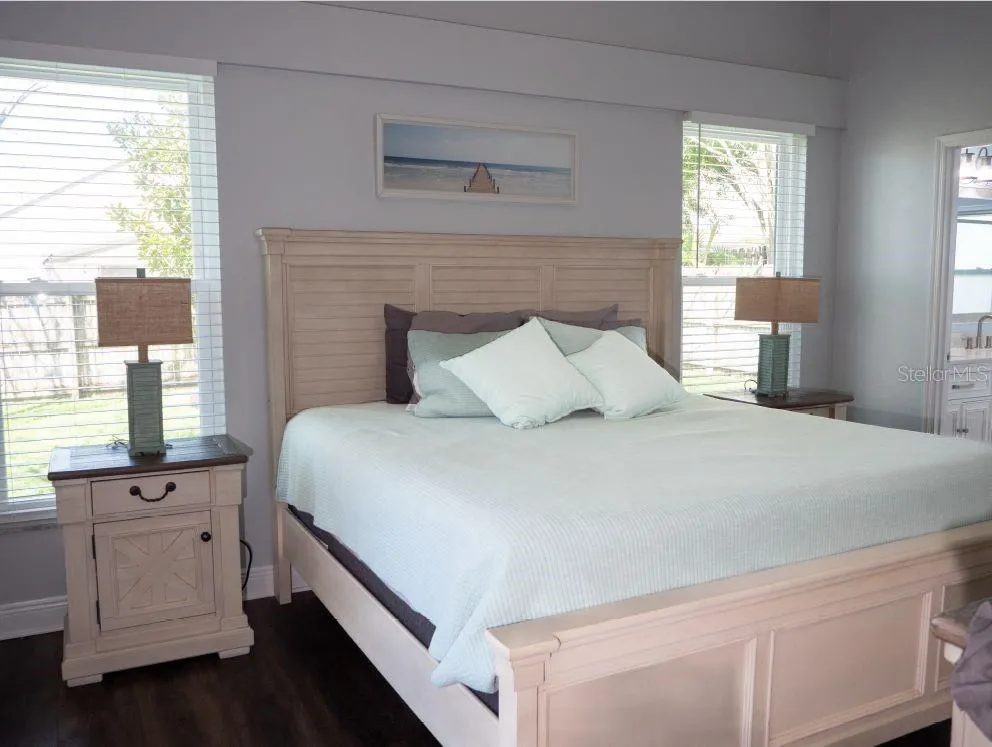 2009 CROSSCREEK COURT Oviedo, FL 32766