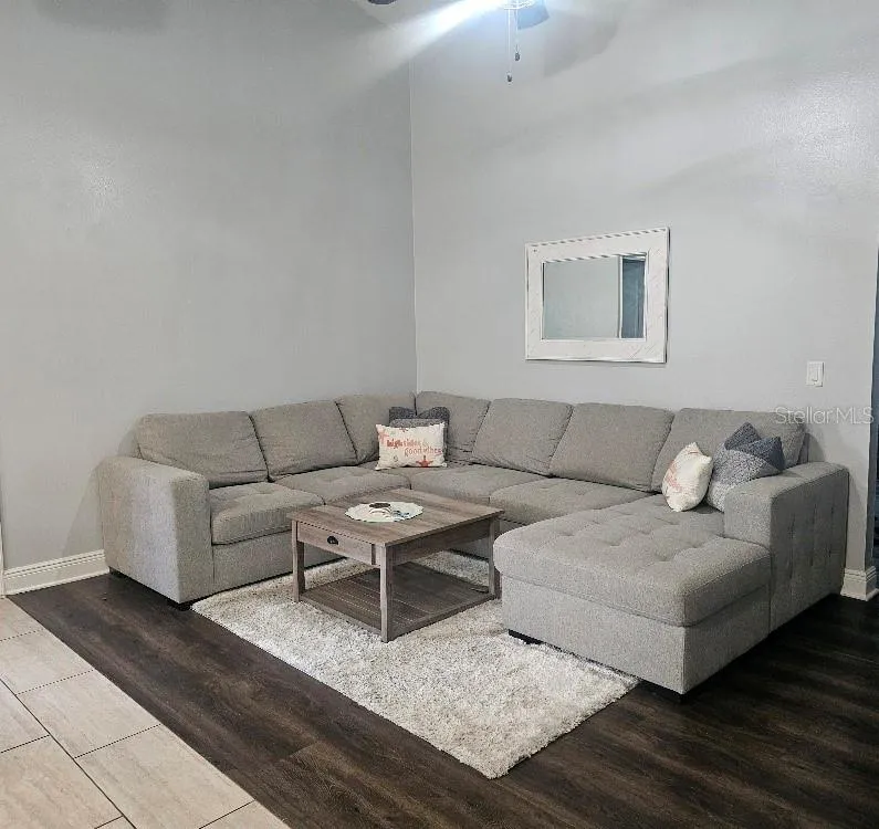 2009 CROSSCREEK COURT Oviedo, FL 32766