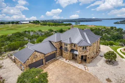 15 Bay Hill Drive