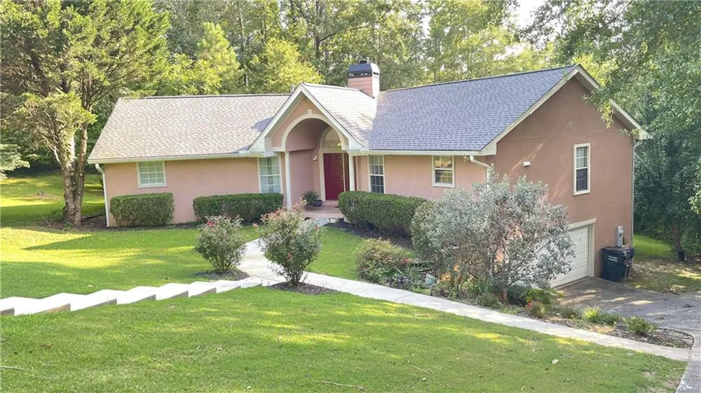 4221 Riverlake Way Snellville, GA 30039