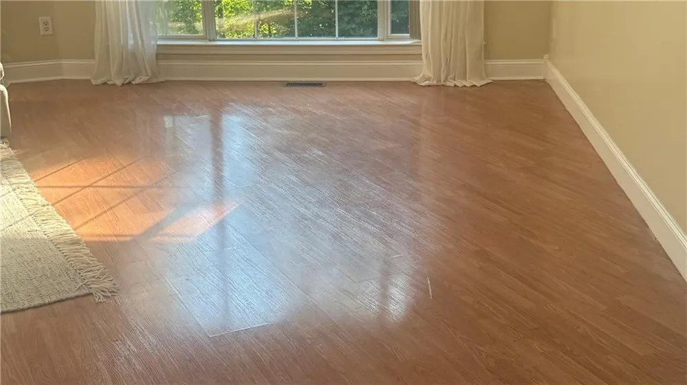4221 Riverlake Way Snellville, GA 30039