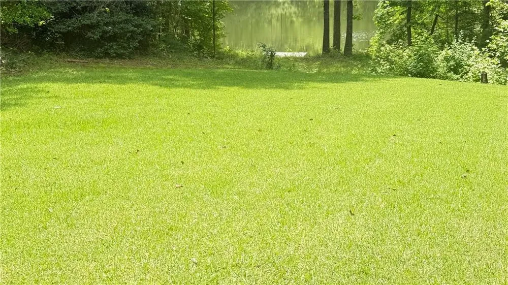 4221 Riverlake Way Snellville, GA 30039