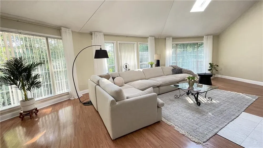 4221 Riverlake Way Snellville, GA 30039