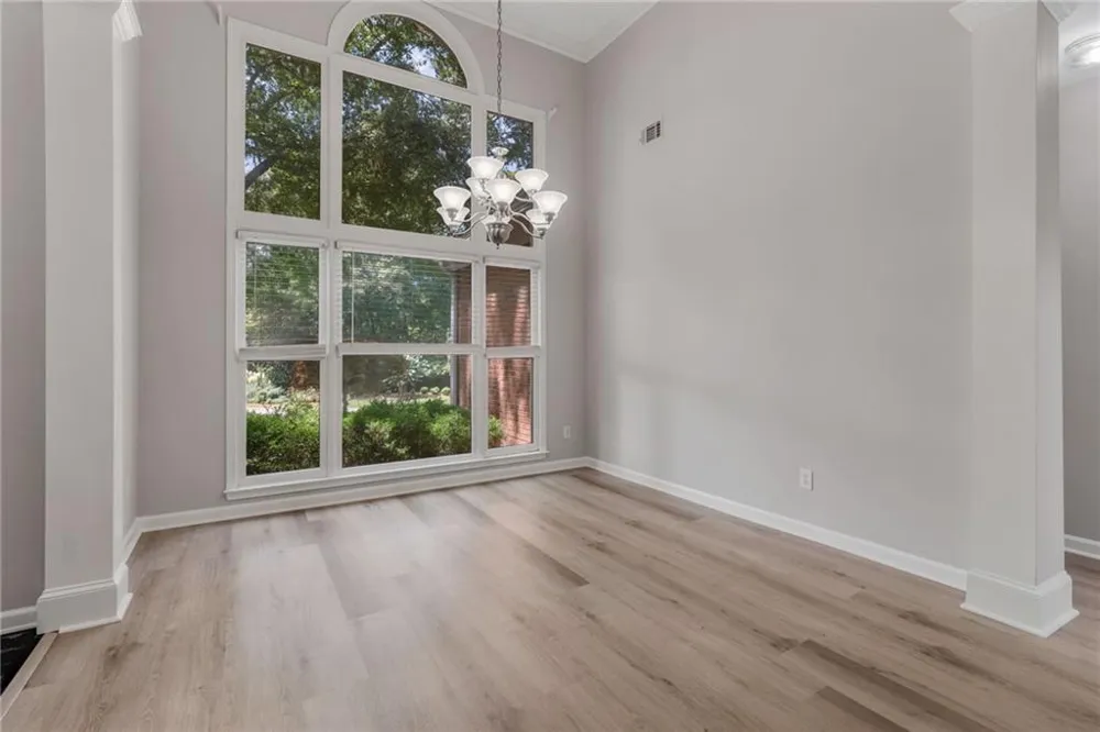 122 Bent Creek Drive Woodstock, GA 30189