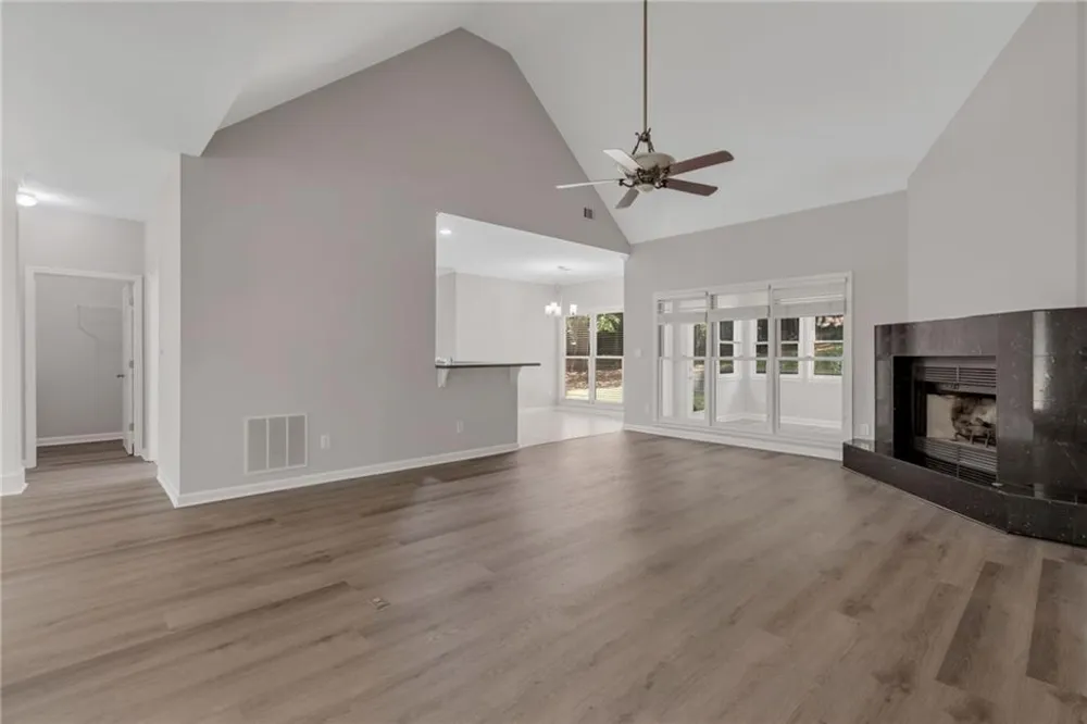 122 Bent Creek Drive Woodstock, GA 30189
