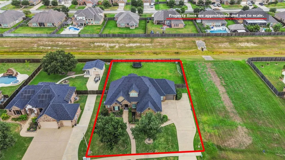 1016 Shady Oaks Drive Angleton, TX 77515