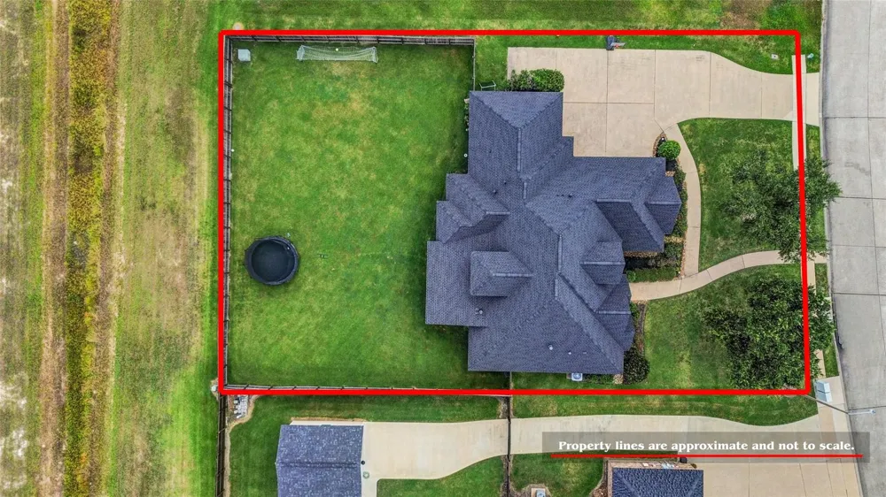 1016 Shady Oaks Drive Angleton, TX 77515