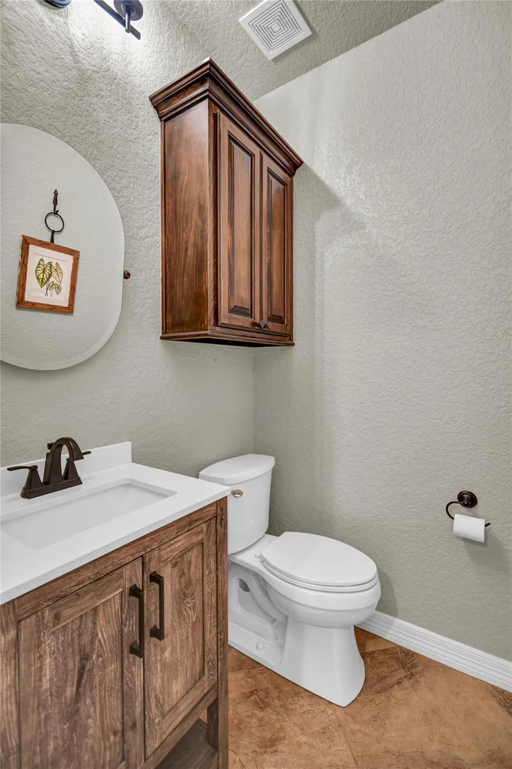 1016 Shady Oaks Drive Angleton, TX 77515